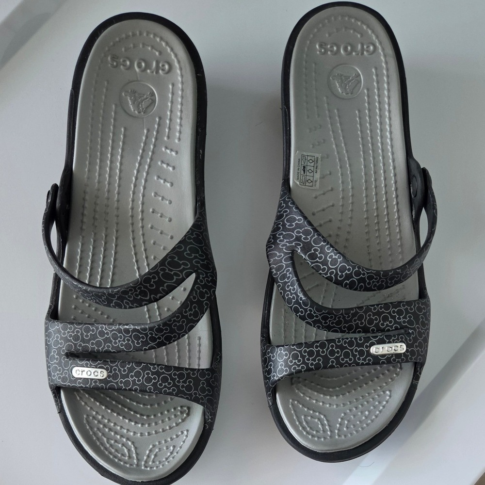 Crocs Disney Mickey Mouse Strappy Sandals Black Grey Wedge Slide Womens 10